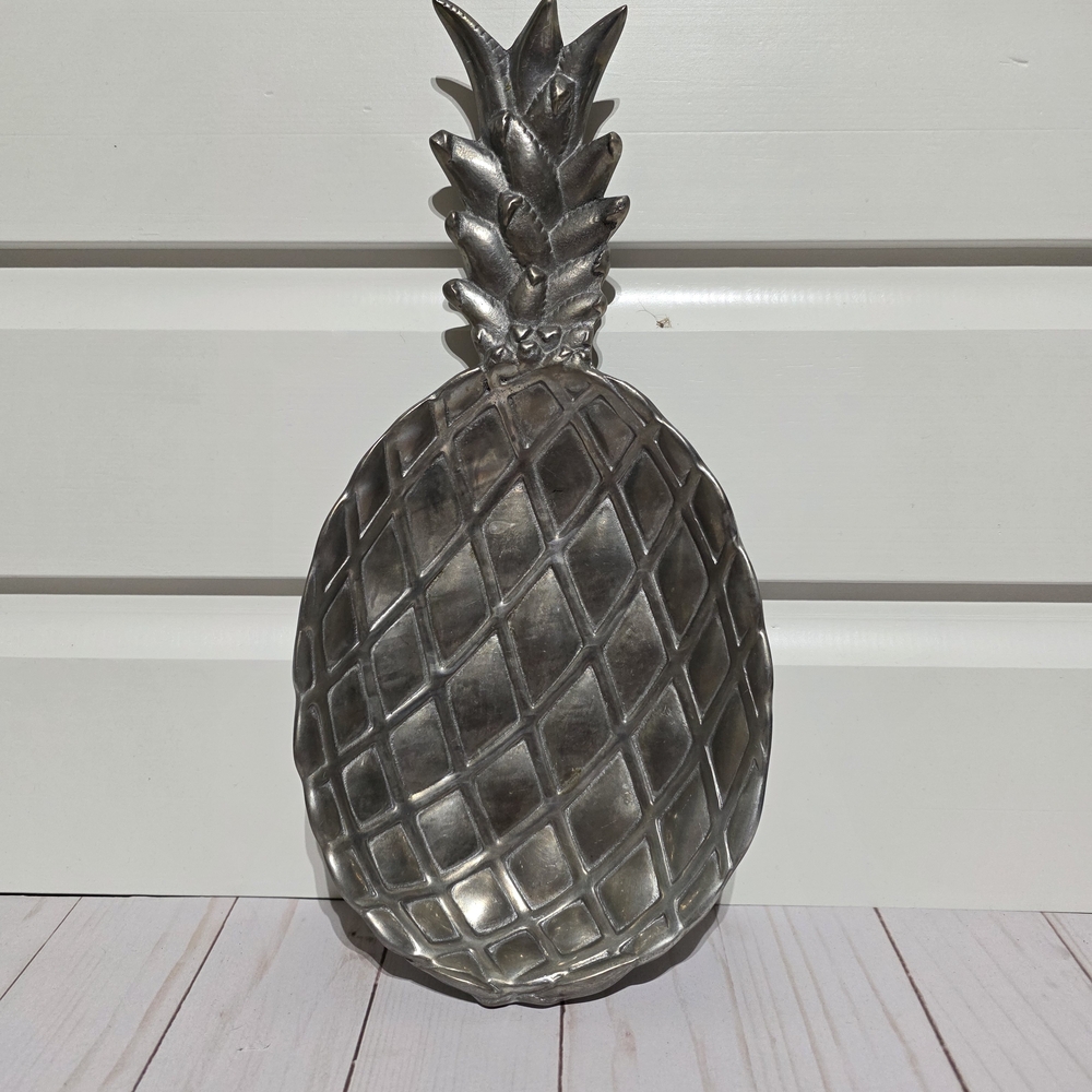Silver Pineapple Decor